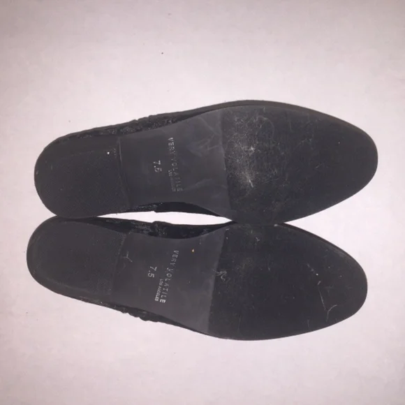 Crush Velvet/ velour ankle Booties - Picture 5 of 8